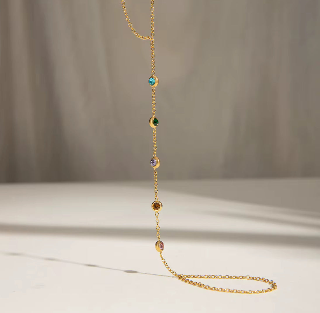 Multicolor hand chain