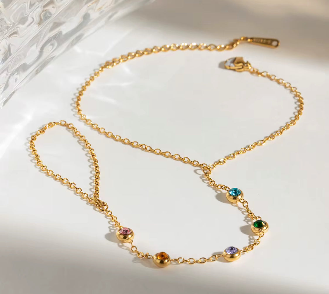 Multicolor hand chain