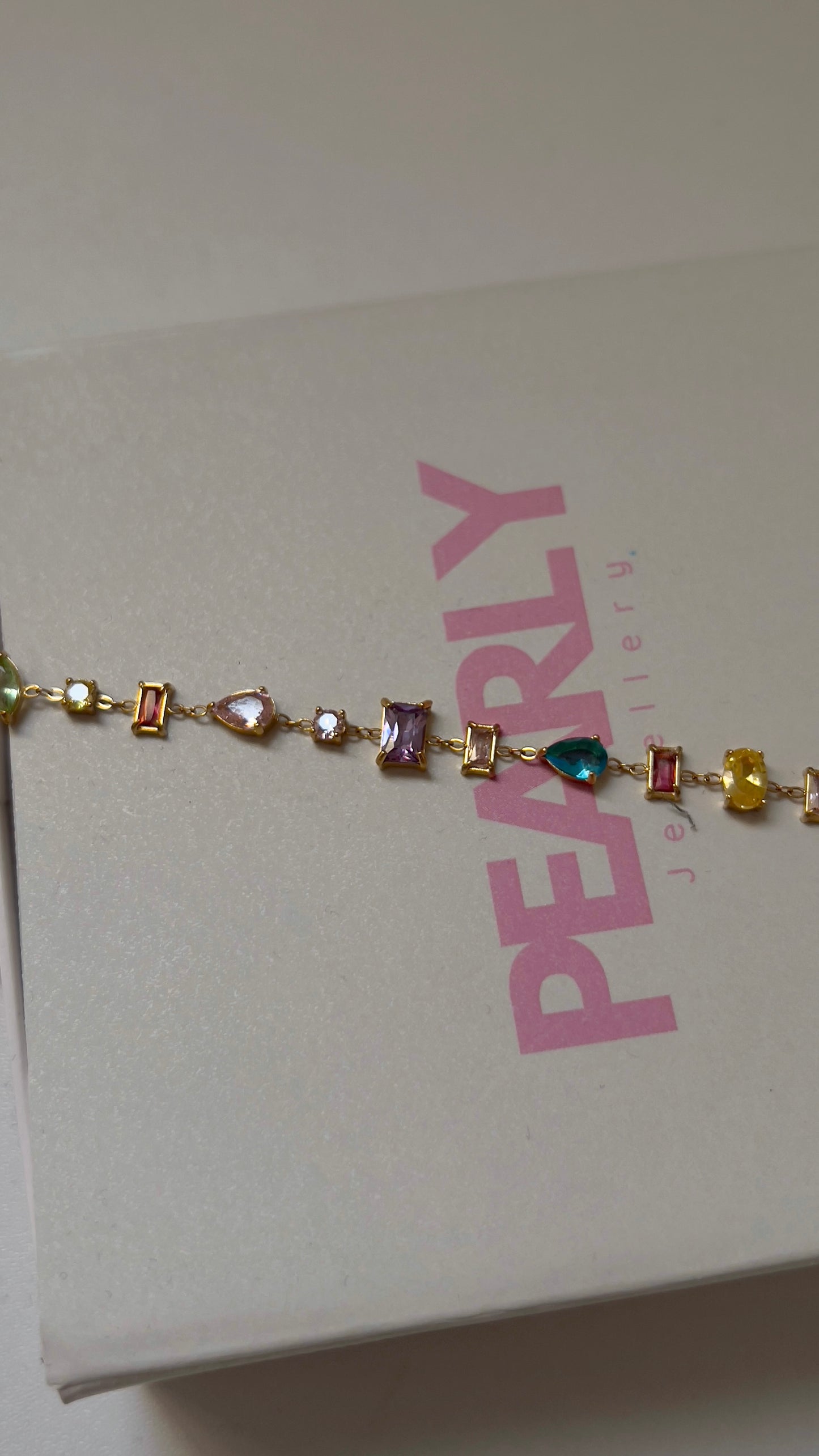 Multicolor studs bracelet