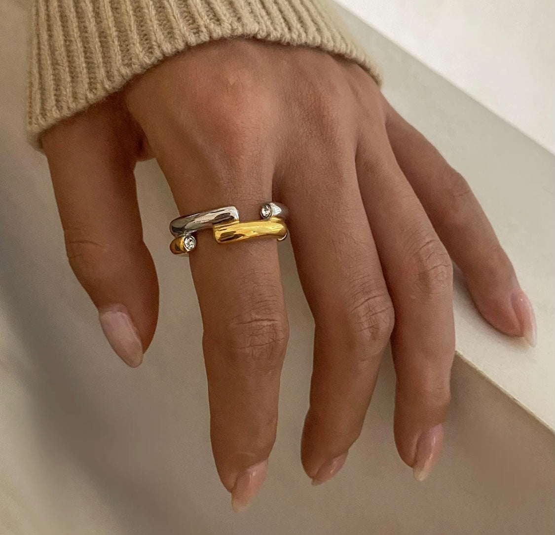 Kamila ring